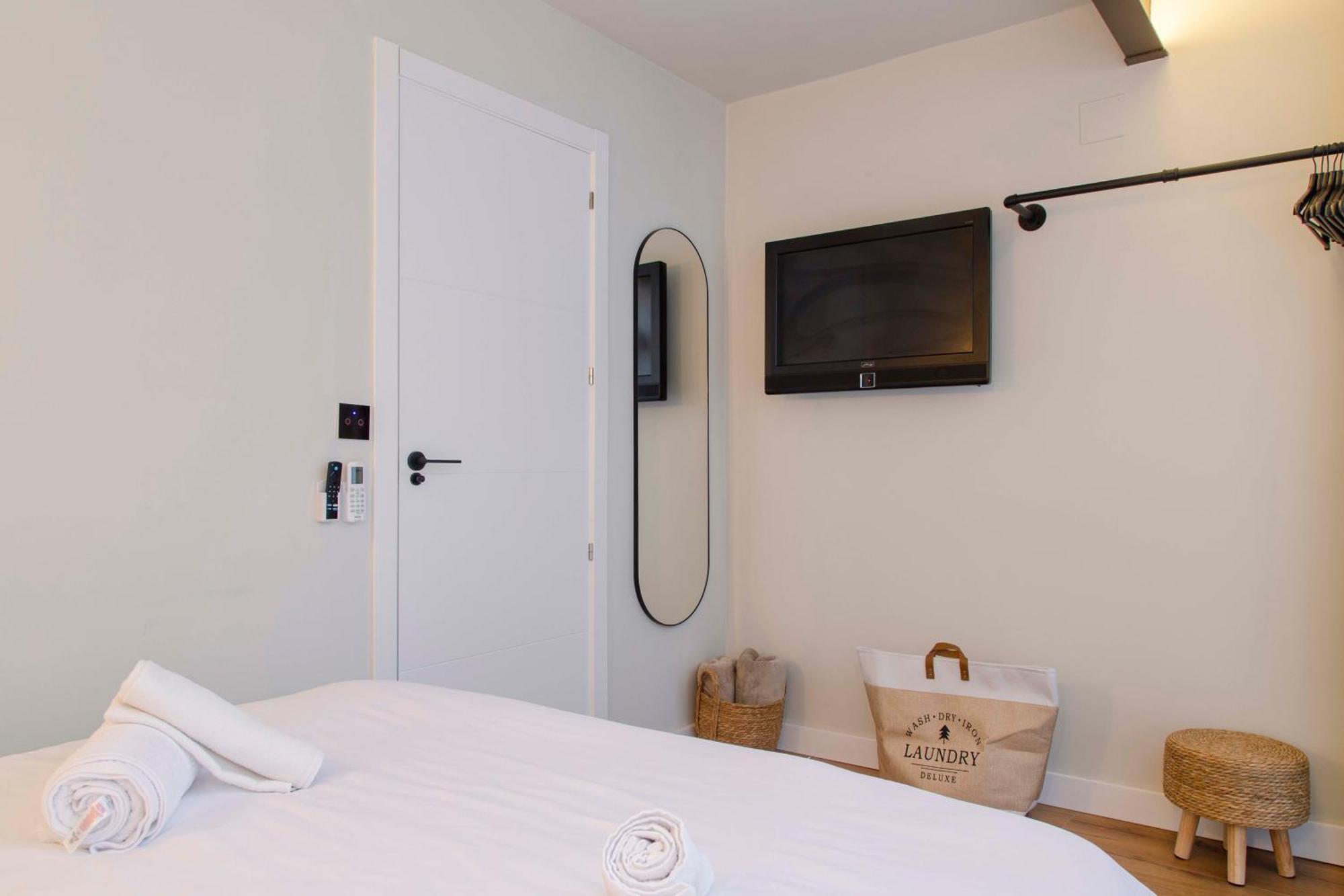 Apartamento Acogedor Frente A Mercat Central Valencia Ngoại thất bức ảnh